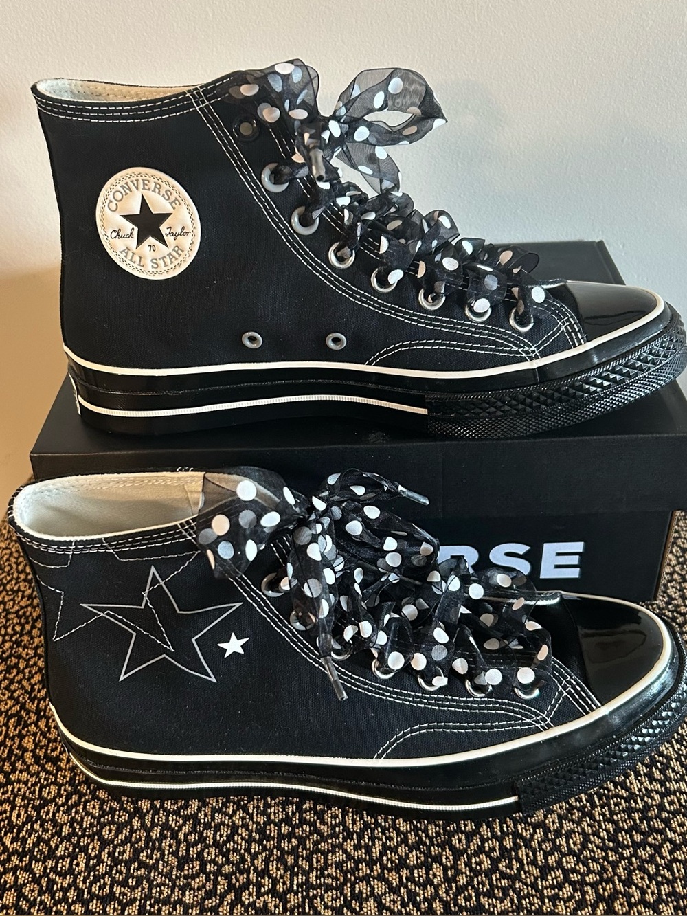 NEW Converse Chuck 70 Black High-Top with Bonus Polka Dot Ribbon Laces - Picture 2 of 6